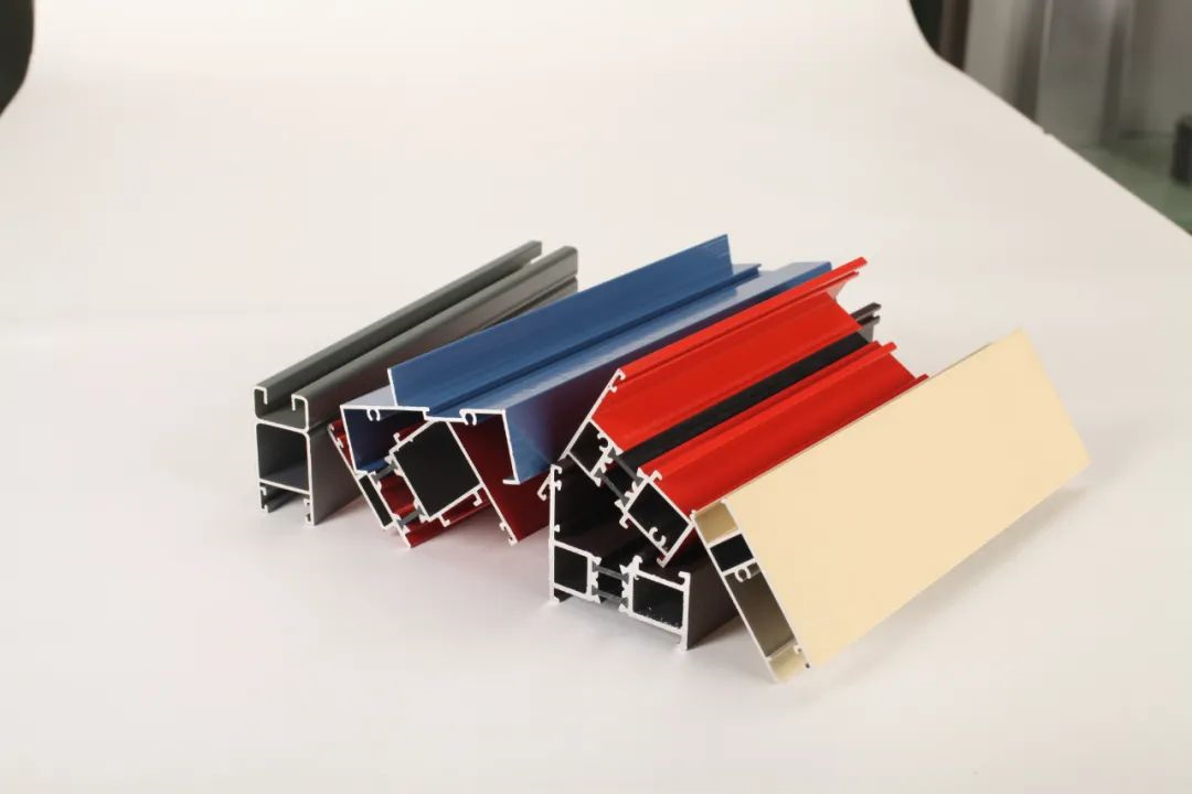 工業(yè)鋁型材可根據哪些方面進行選型？中亞鋁業(yè)告訴你！(圖1)