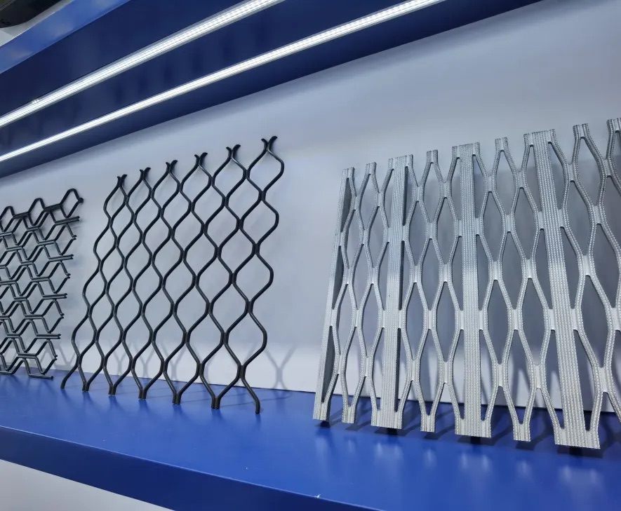 中亞鋁業(yè) “鋁” 光閃耀：廣交會(huì)首日現(xiàn)場(chǎng)搶“鮮”看！(圖9)